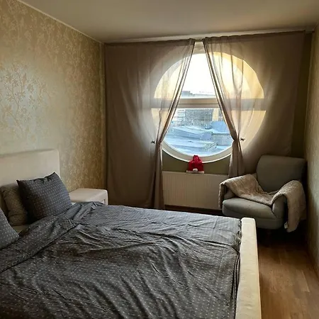 アパート Spacious And Modern タリン